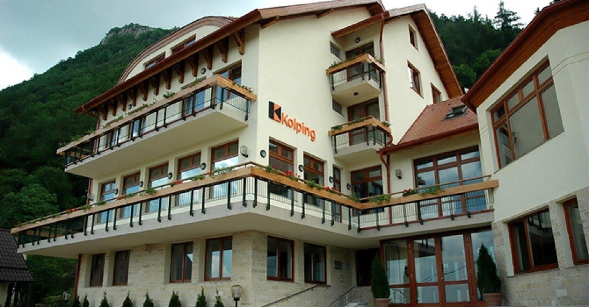 Hotel Kolping Brașov Exterior foto